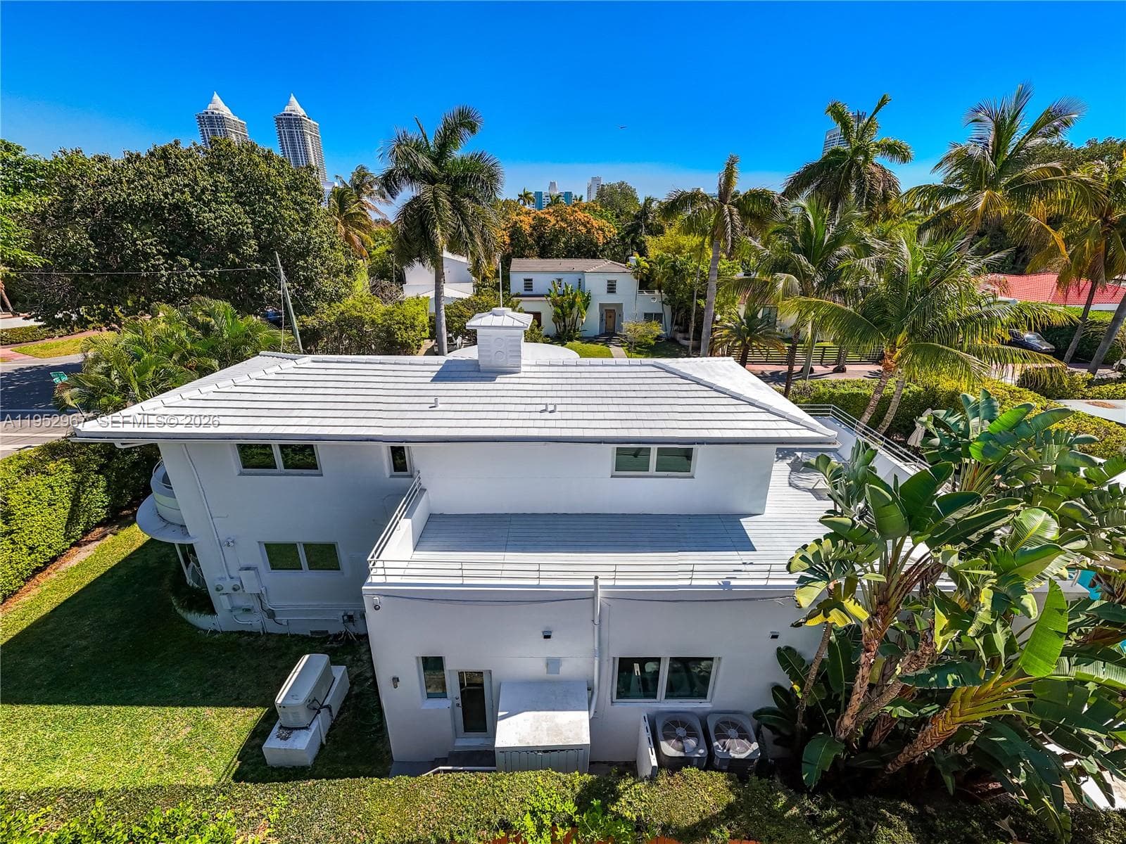 4580 Post Ave, Miami Beach FL 33140 — 48