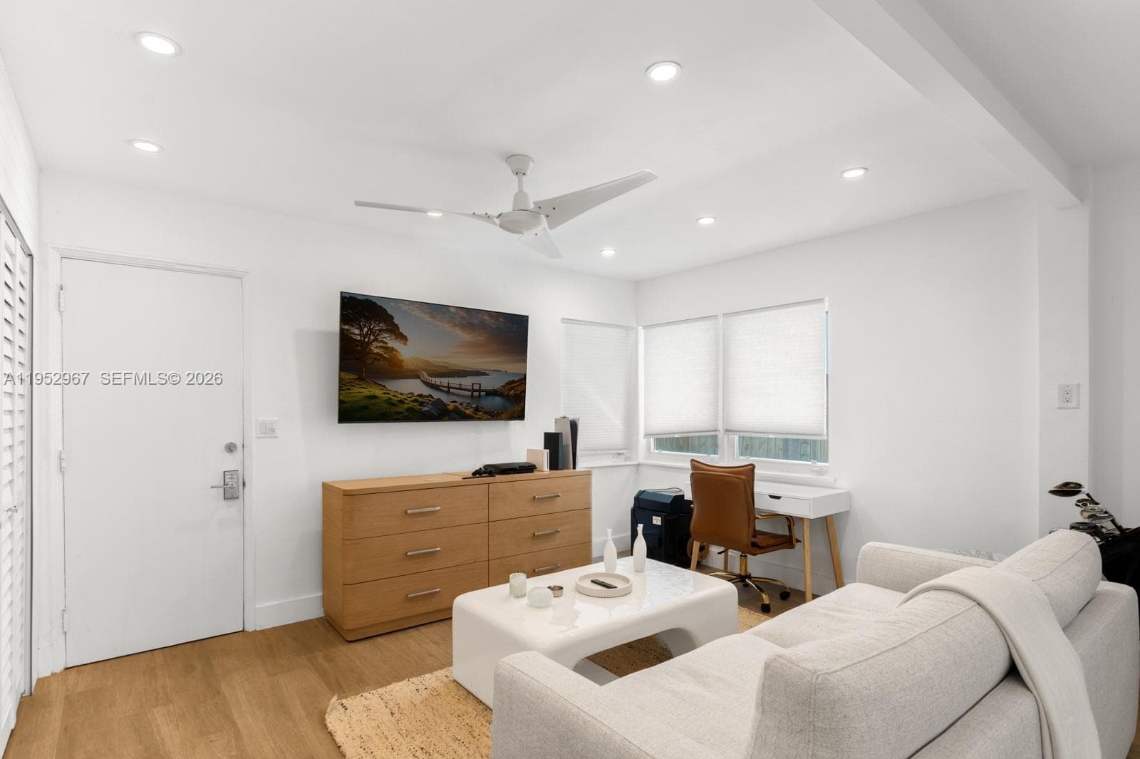 4580 Post Ave, Miami Beach FL 33140 — 31