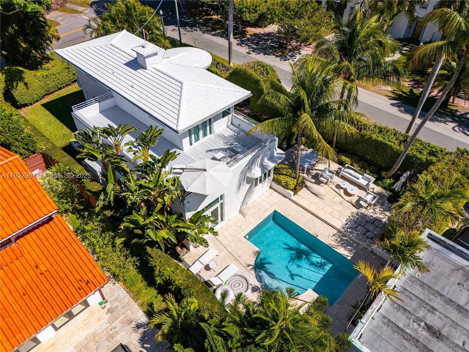 4580 Post Ave, Miami Beach FL 33140 — 4