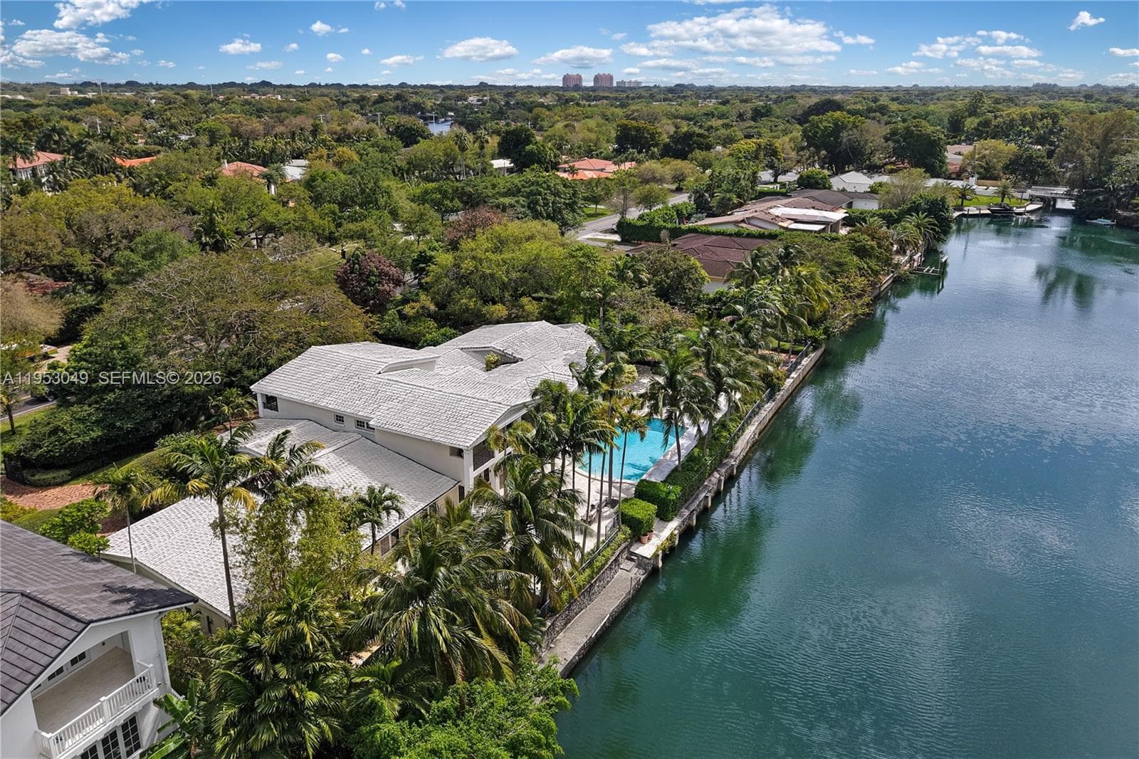 4620 Granada Blvd, Coral Gables FL 33146 — 64