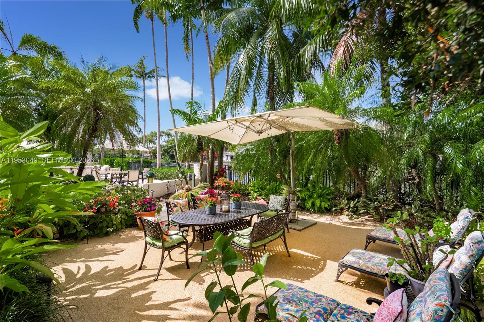 4620 Granada Blvd, Coral Gables FL 33146 — 60