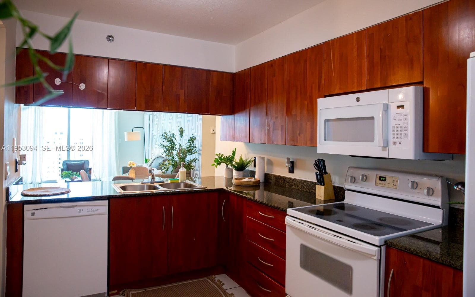 1200 Brickell Bay Dr # 3215, Miami FL 33131 — 19