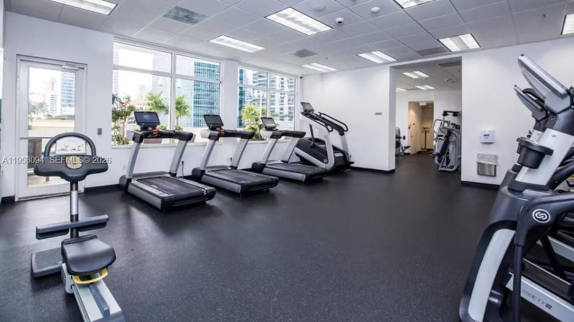 1200 Brickell Bay Dr # 3215, Miami FL 33131 — 25