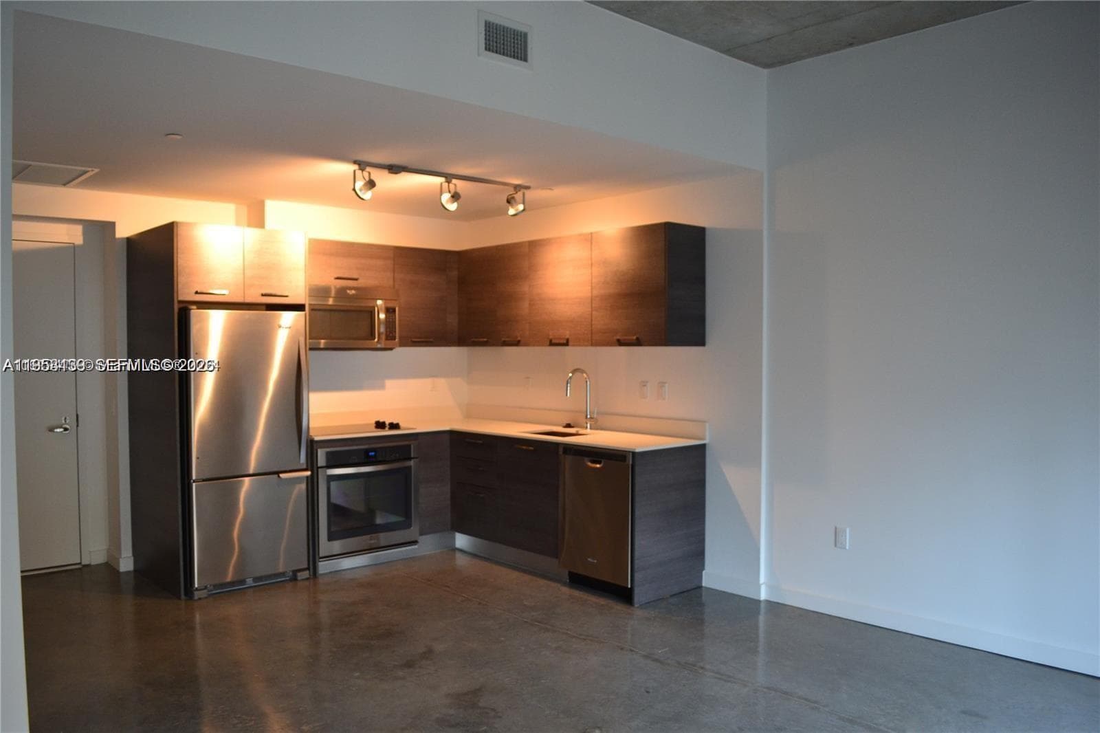 151 SE 1st St # 1207, Miami FL 33131 — 5
