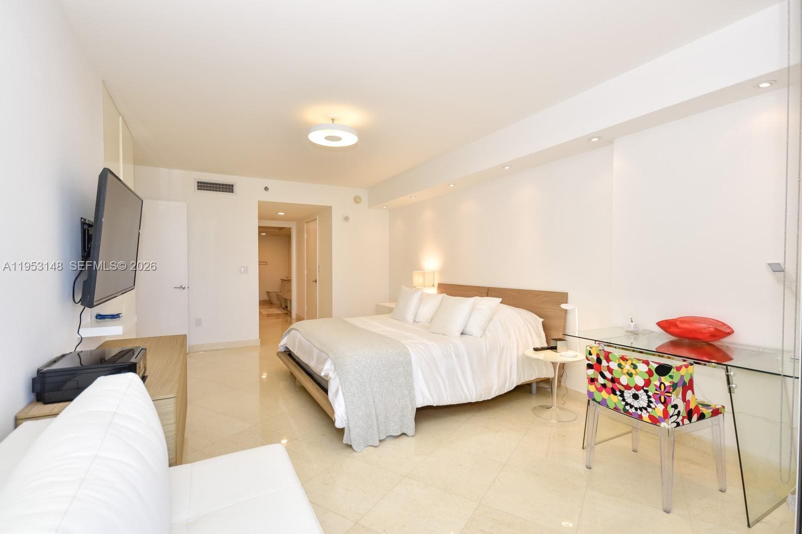 17201 Collins Ave # 707, Sunny Isles Beach FL 33160 — 18
