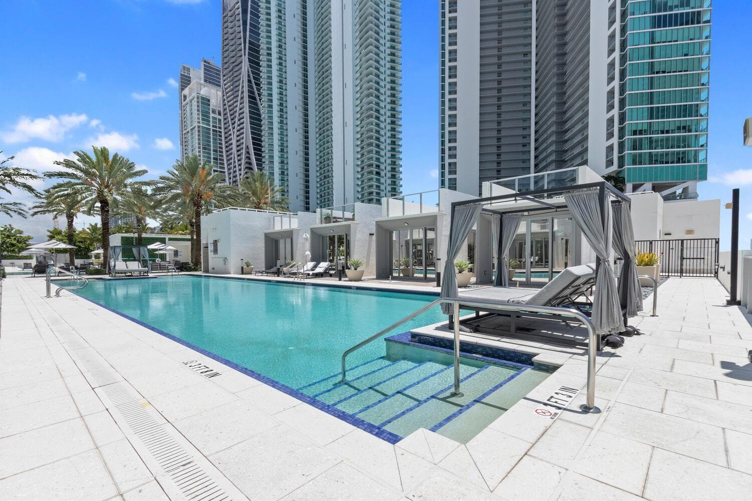 851 NE 1st Avenue # 306, Miami FL 33132 — 12