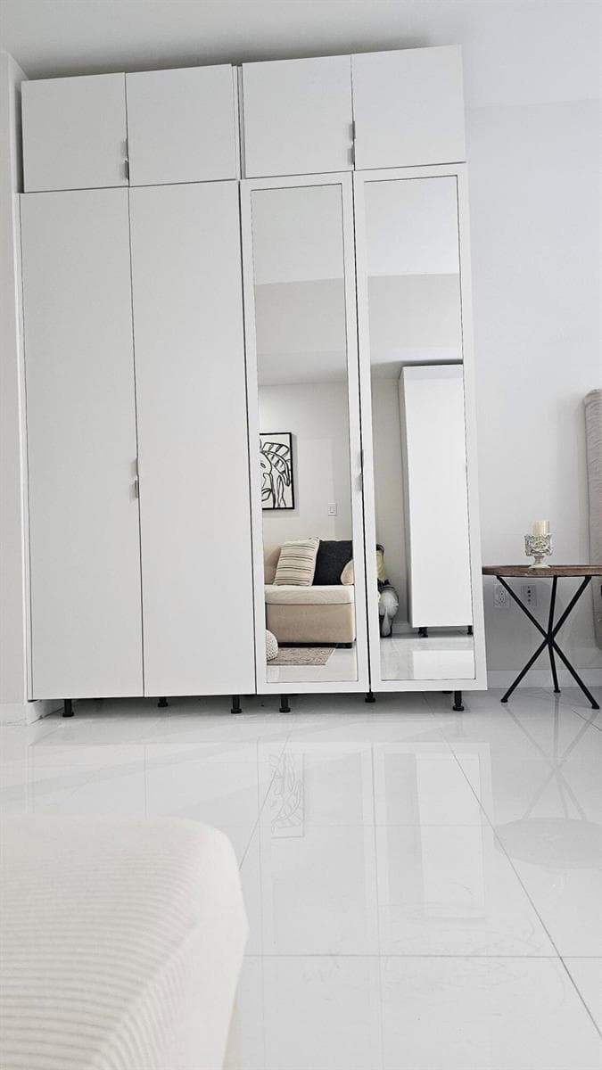 851 NE 1st Avenue # 306, Miami FL 33132 — 11