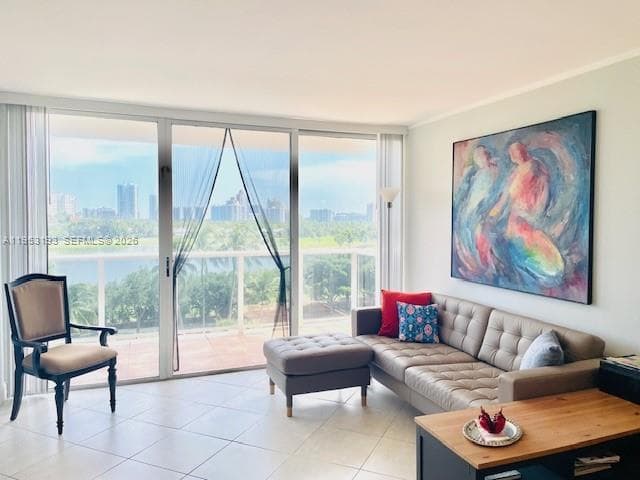 3675 N Country Club Dr # 708, Aventura FL 33180 — 3