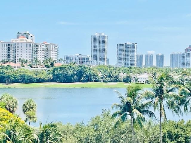 3675 N Country Club Dr # 708, Aventura FL 33180 — 1
