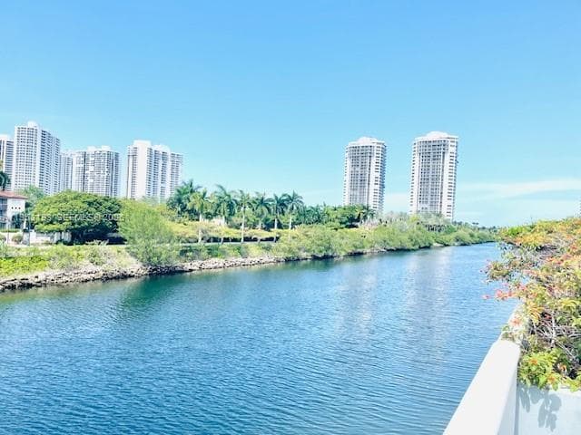 3675 N Country Club Dr # 708, Aventura FL 33180 — 19