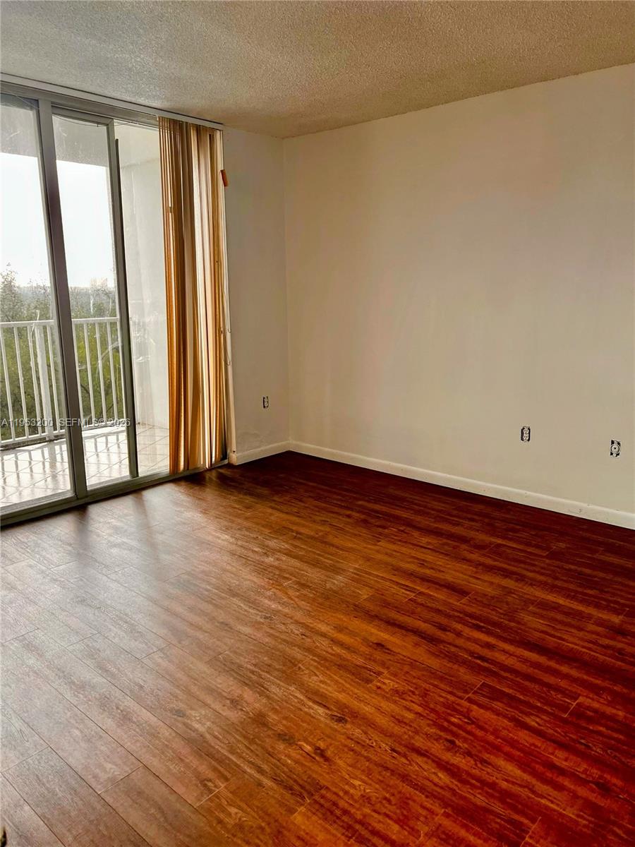 1300 NE Miami Gardens Dr # 1001E, Miami FL 33179 — 3