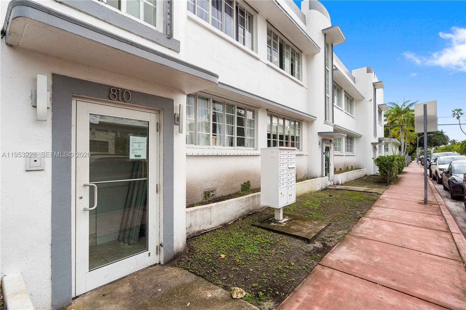 810 7th St # 102, Miami Beach FL 33139 — 18