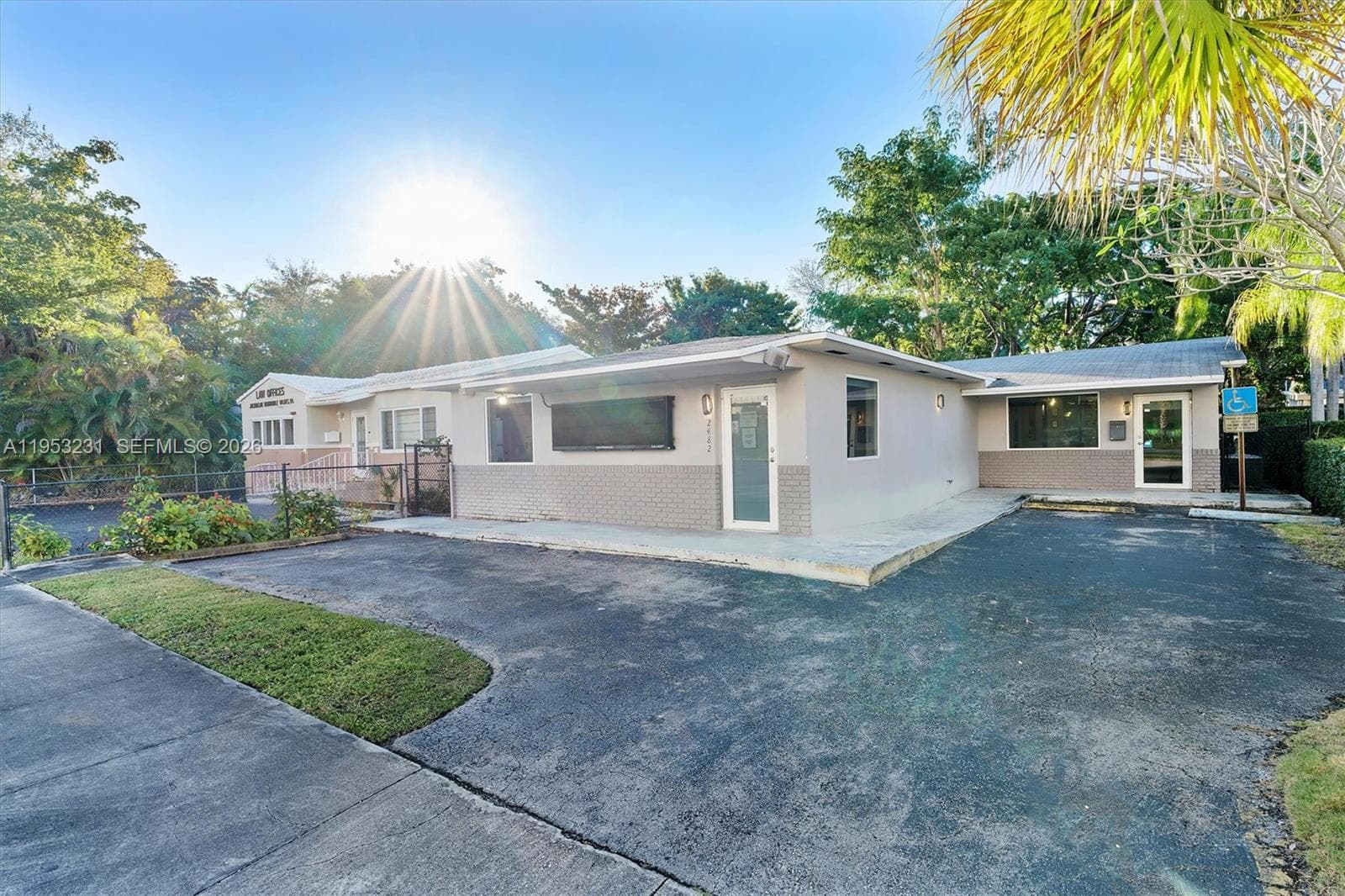 2482 SW Secoffee Ter, Miami FL 33133 — 3