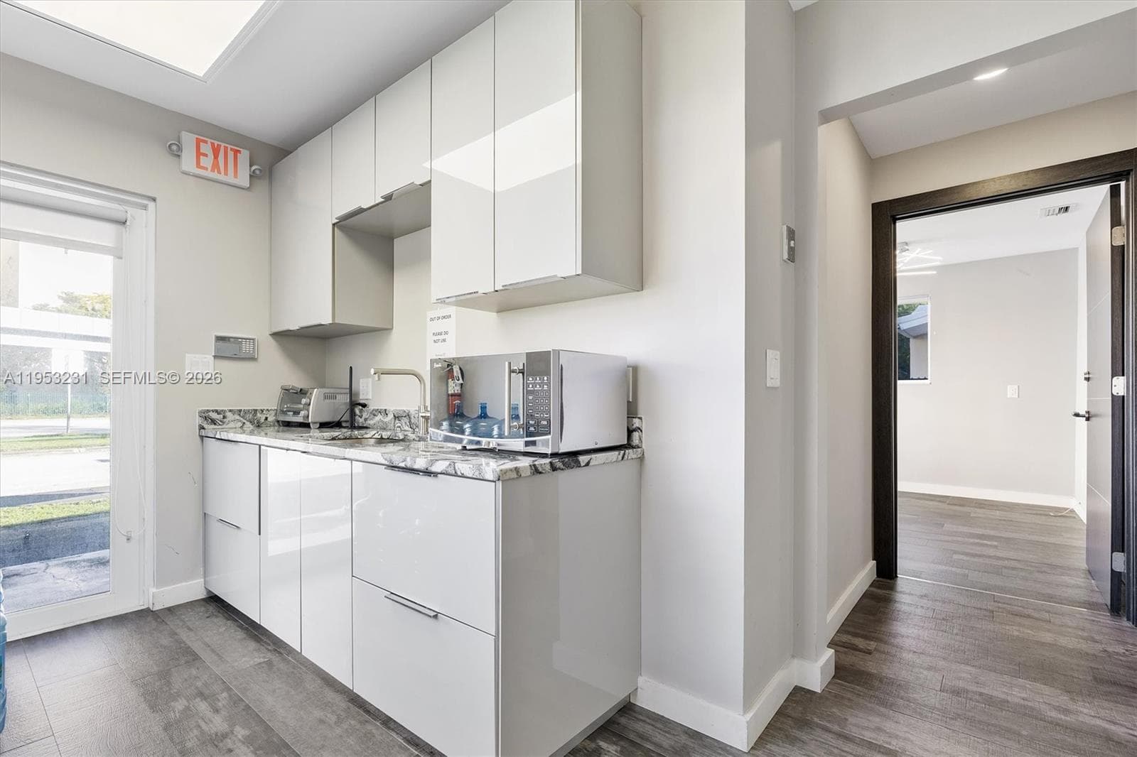2482 SW Secoffee Ter, Miami FL 33133 — 32