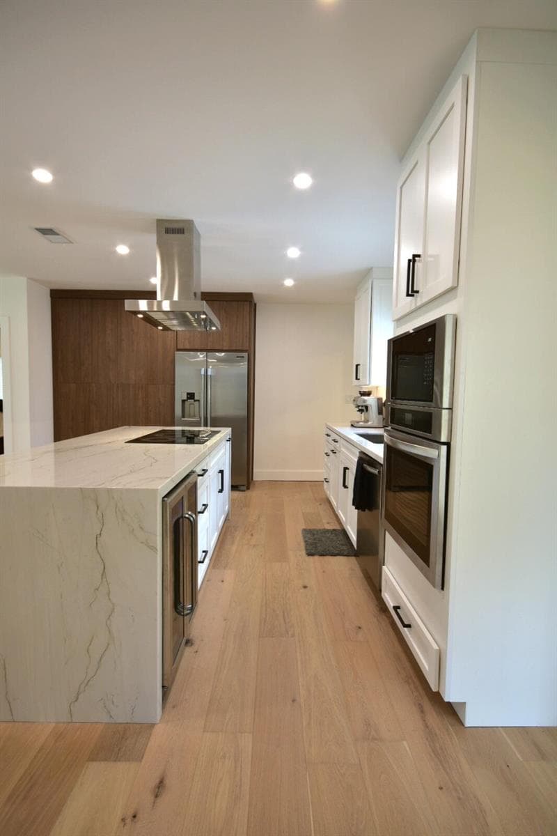 8801 N Miami Avenue, El Portal FL 33150 — 7