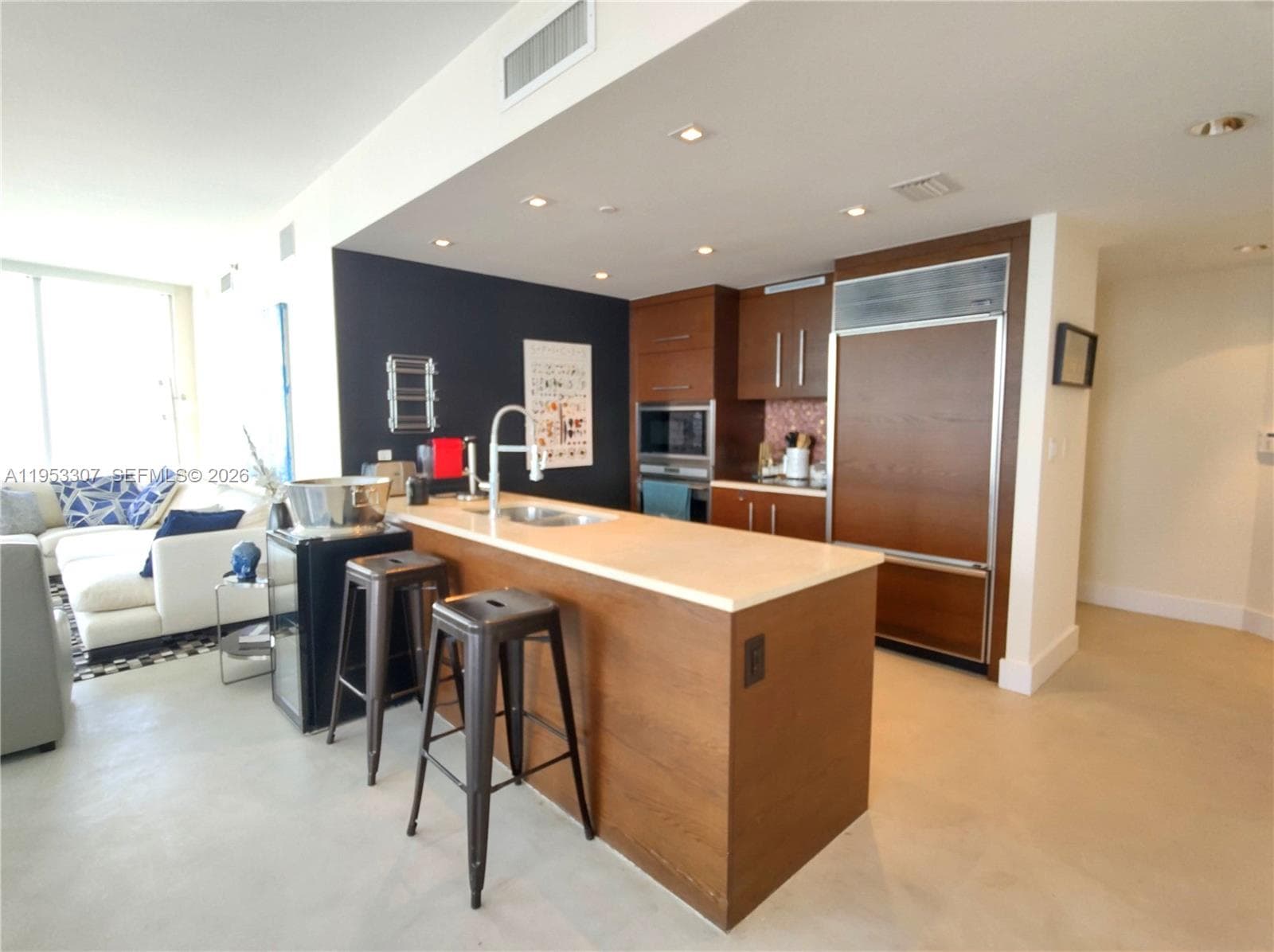 465 Brickell Ave # 4402, Miami FL 33131 — 10