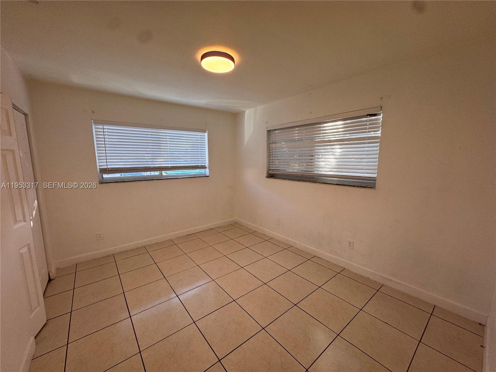 1595 NE 125th St # 6, North Miami FL 33161 — 16
