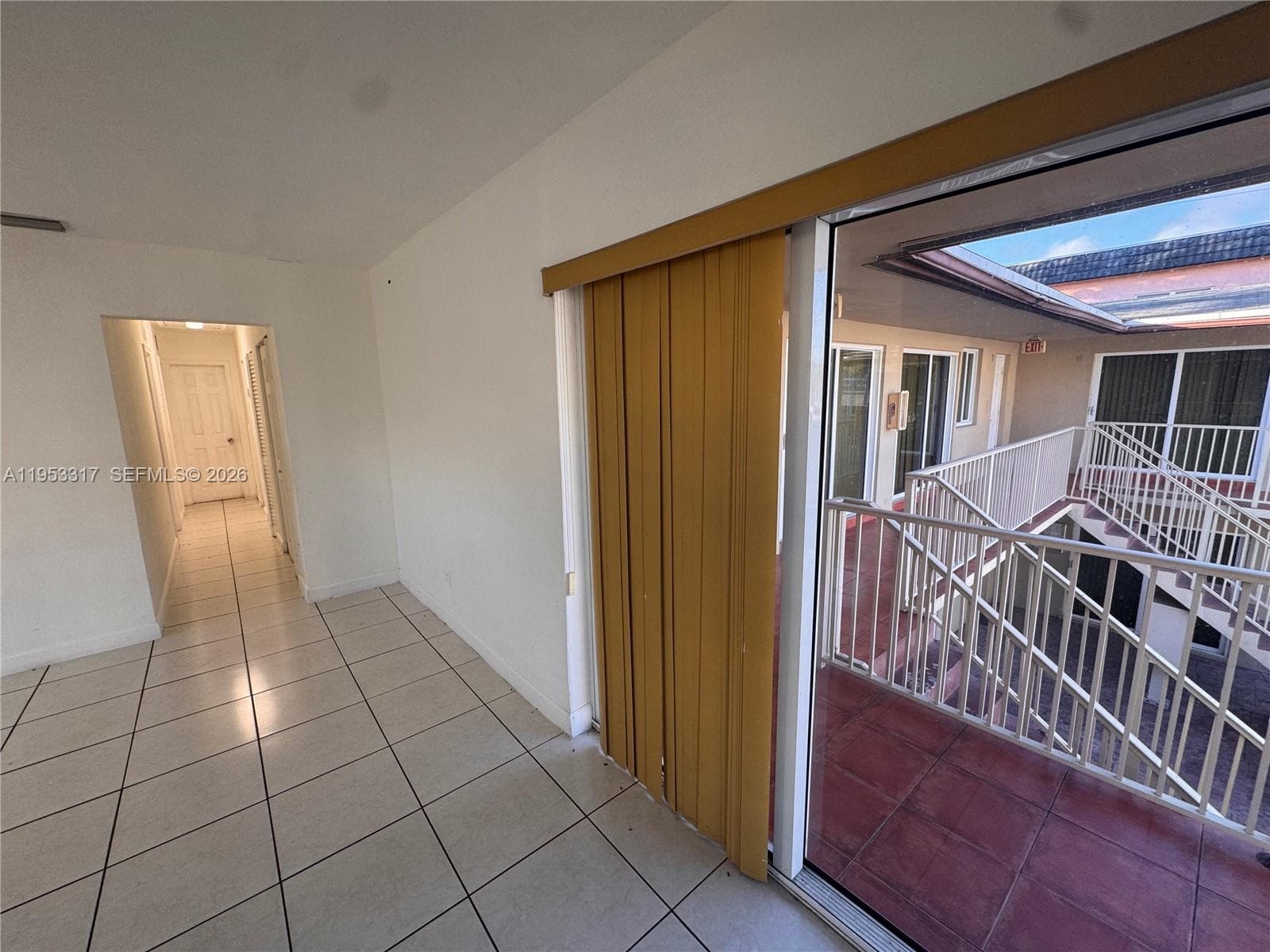 1595 NE 125th St # 6, North Miami FL 33161 — 7