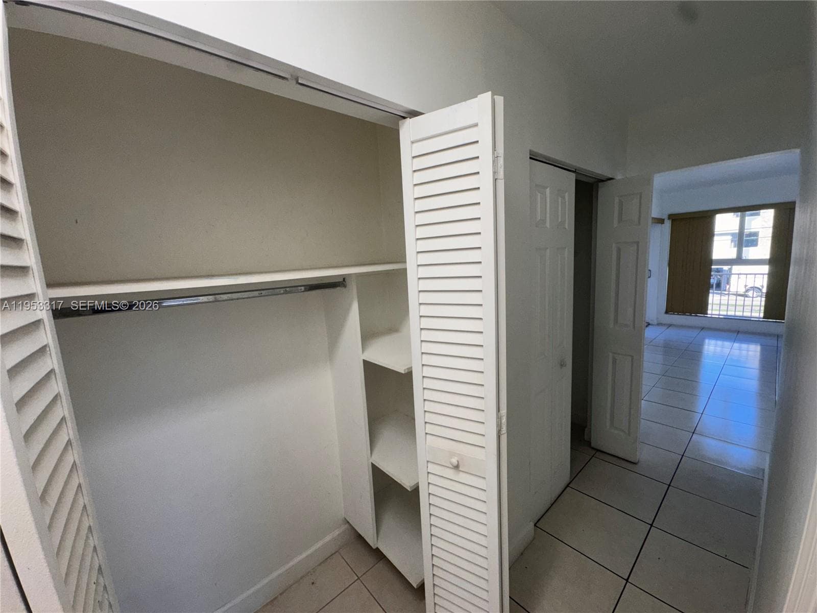 1595 NE 125th St # 6, North Miami FL 33161 — 11