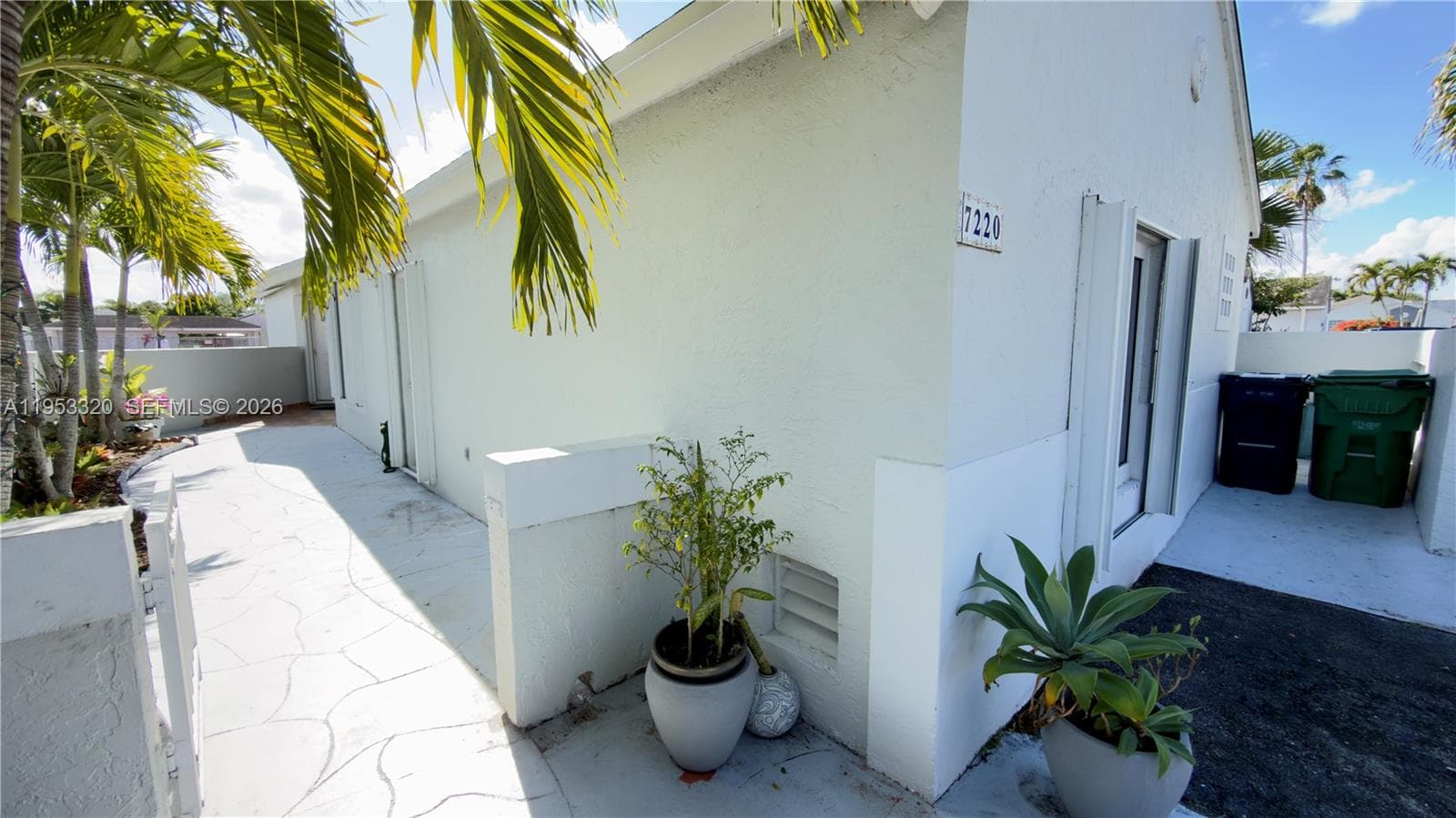 7220 SW 149th Ct, Miami FL 33193 — 5