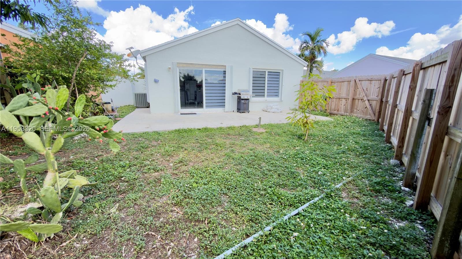 7220 SW 149th Ct, Miami FL 33193 — 33