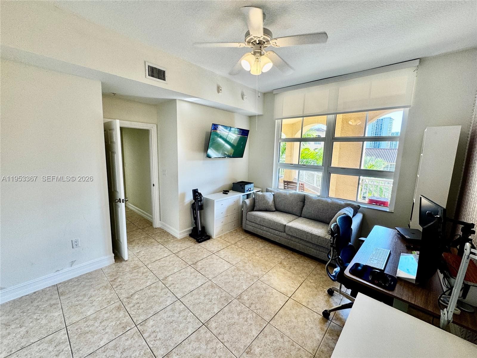 3001 NE 185th St # 514, Aventura FL 33180 — 16