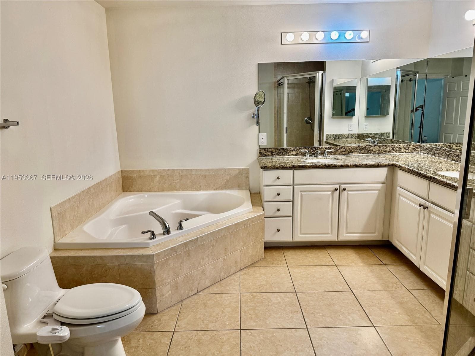 3001 NE 185th St # 514, Aventura FL 33180 — 12
