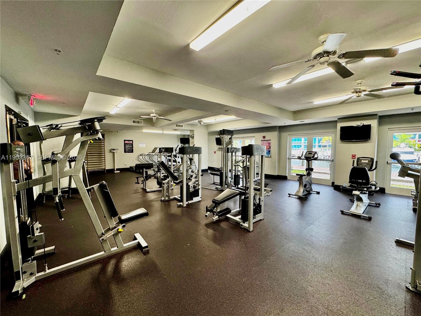 3001 NE 185th St # 514, Aventura FL 33180 — 28