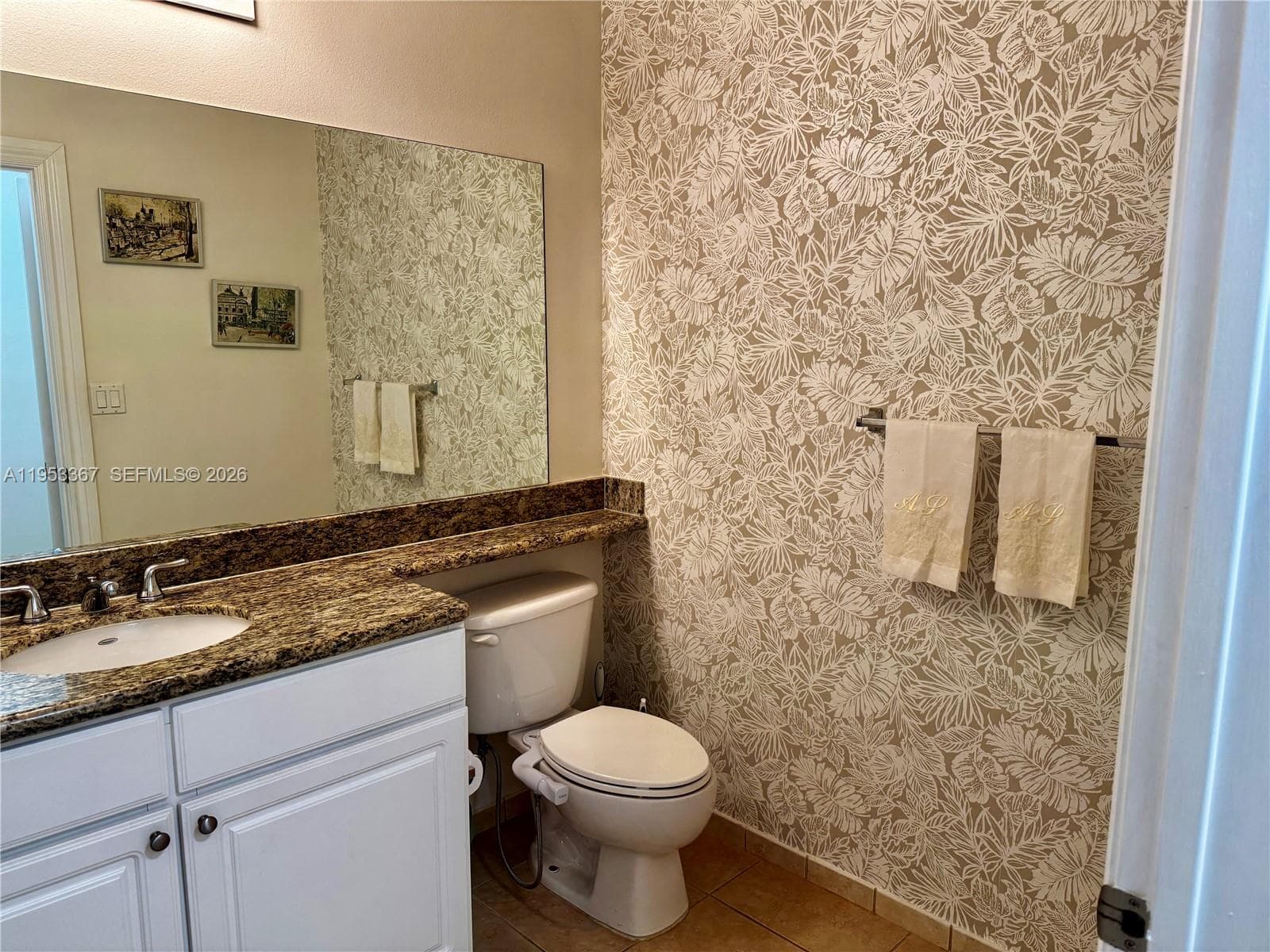 3001 NE 185th St # 514, Aventura FL 33180 — 19