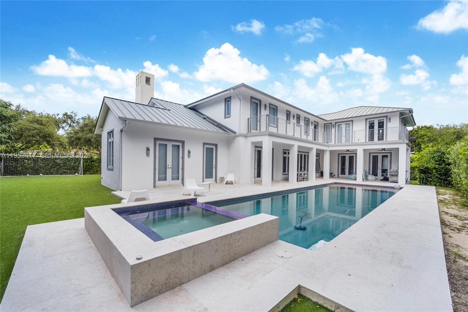 6900 Barquera St, Coral Gables FL 33146 — 2
