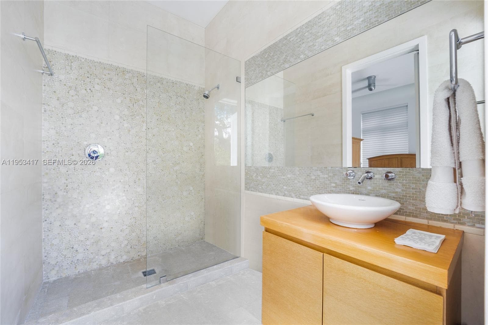 6900 Barquera St, Coral Gables FL 33146 — 14