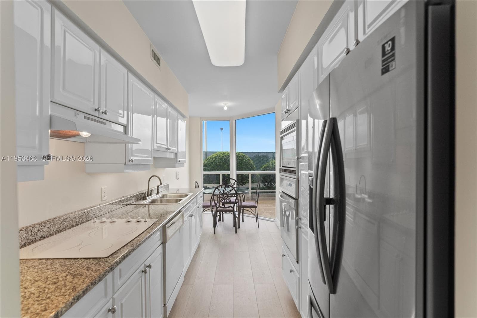 4775 Collins Ave # 507, Miami Beach FL 33140 — 15