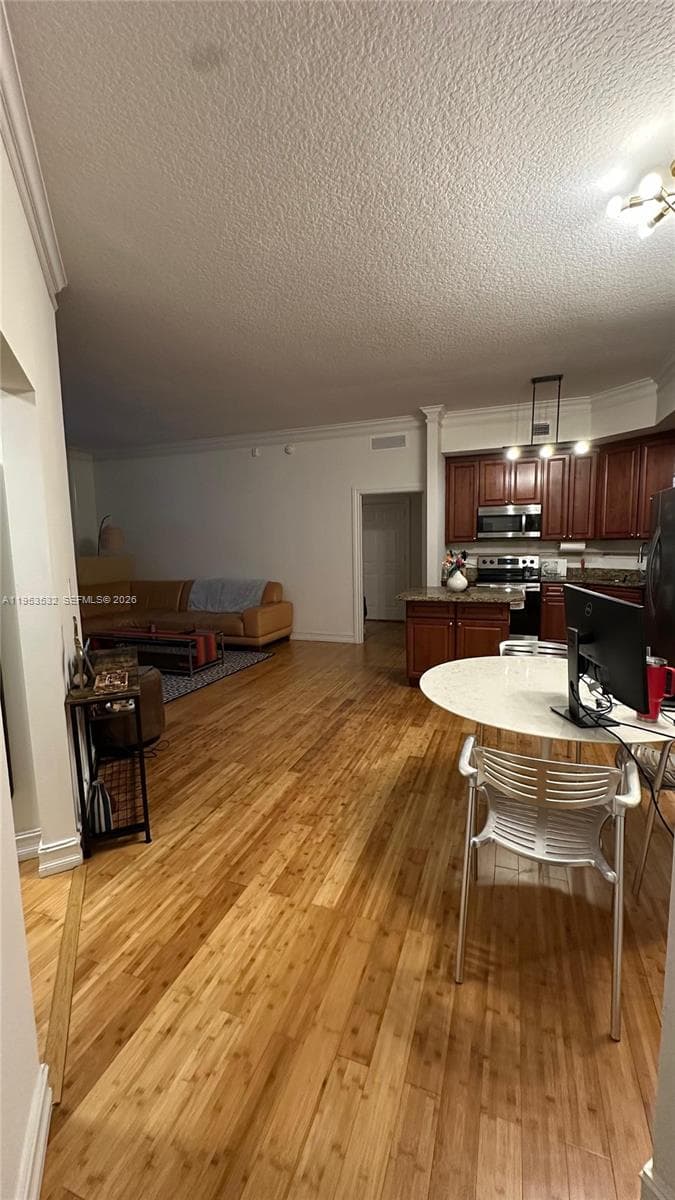 3001 NE 185th St # 119, Aventura FL 33180 — 3