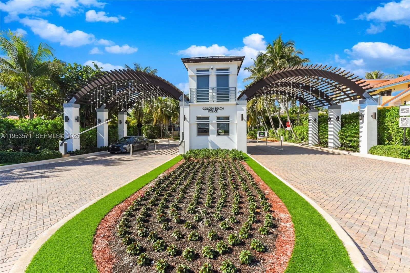 674 Ocean Blvd, Golden Beach FL 33160 — 40