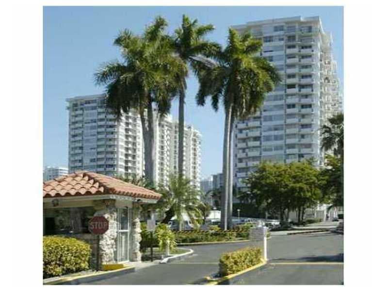 18031 Biscayne Bl # 3, Aventura FL 33160 — 1