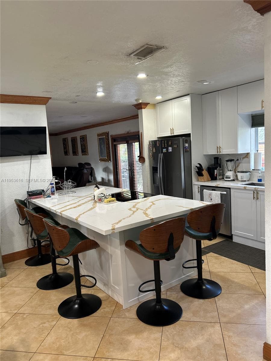 2600 SW 126th Ave, Miami FL 33175 — 8