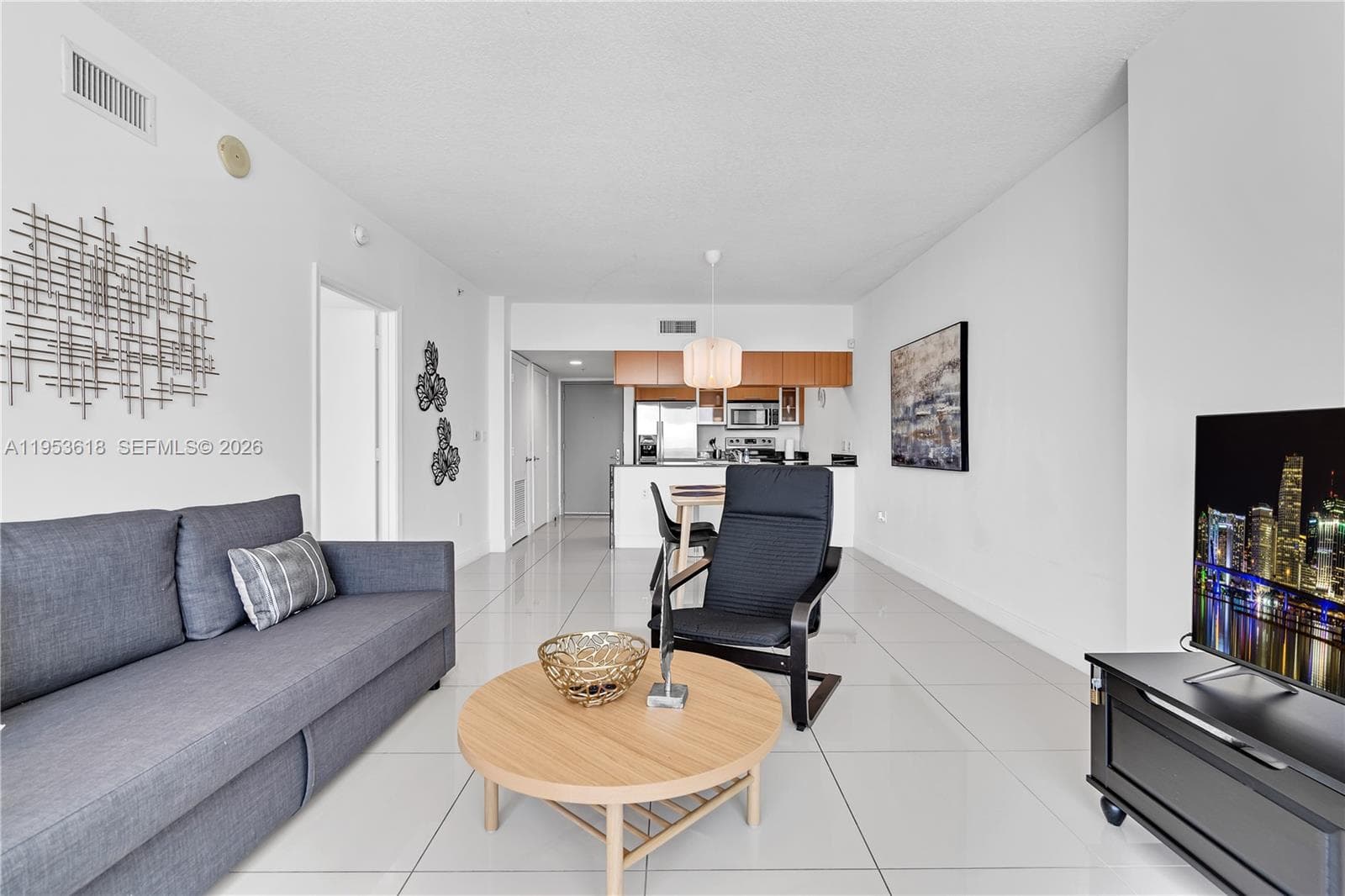 1750 N Bayshore Dr # 5310, Miami FL 33132 — 19