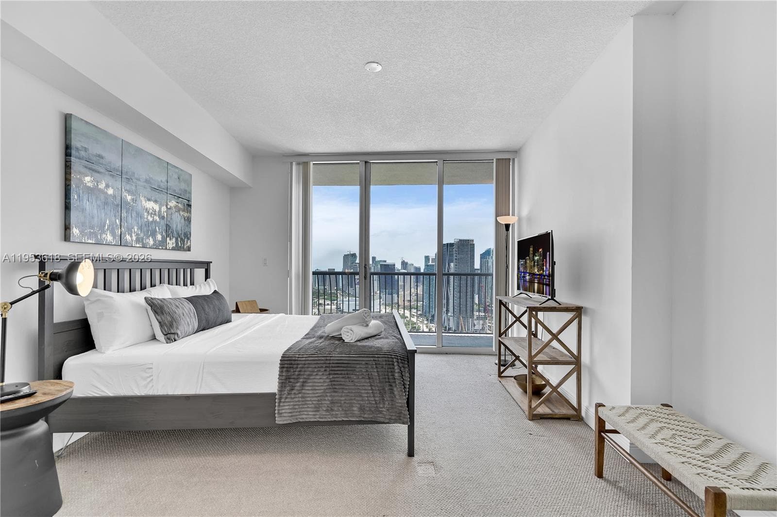 1750 N Bayshore Dr # 5310, Miami FL 33132 — 21