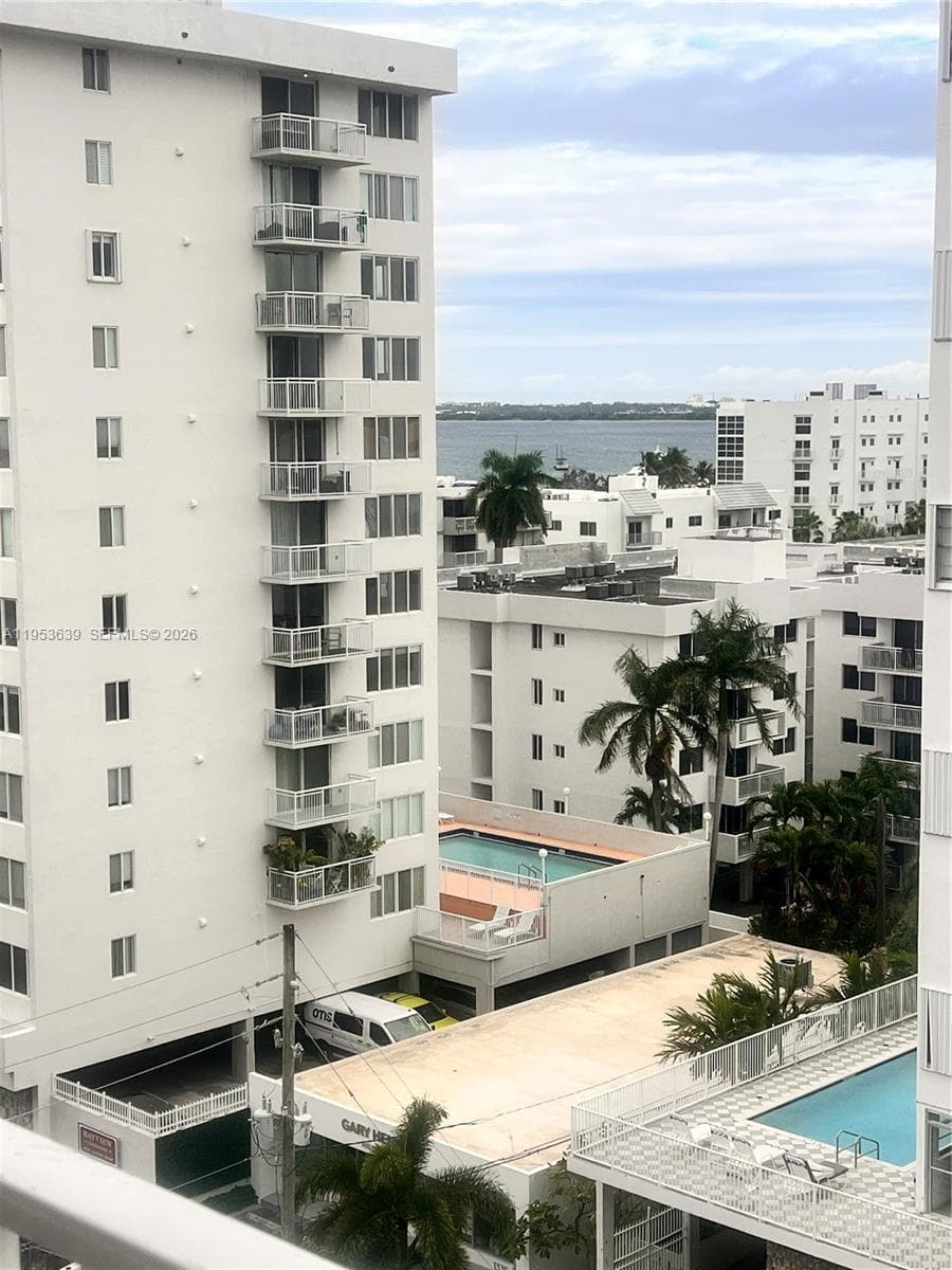 1300 Lincoln Rd # B902, Miami Beach FL 33139 — 15