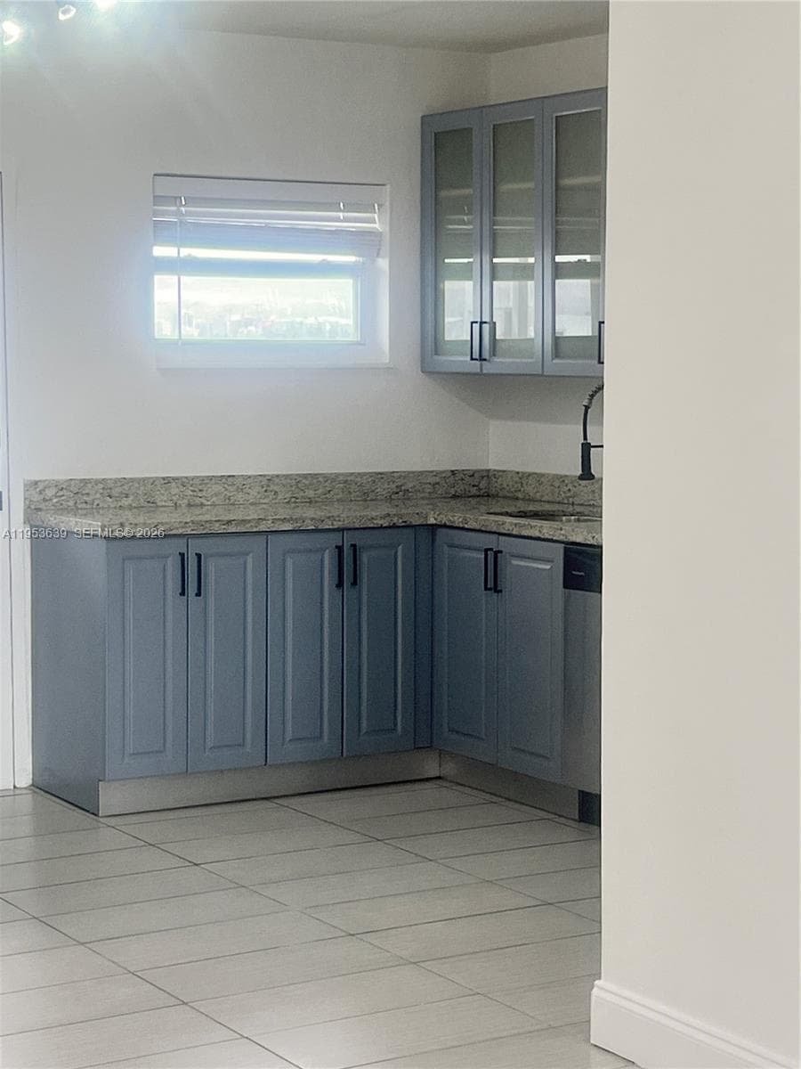 1300 Lincoln Rd # B902, Miami Beach FL 33139 — 8