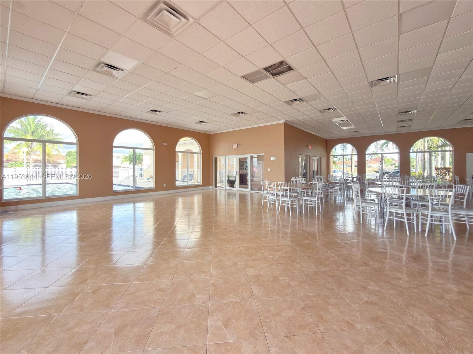 12415 NW 7th St, Miami FL 33182 — 52
