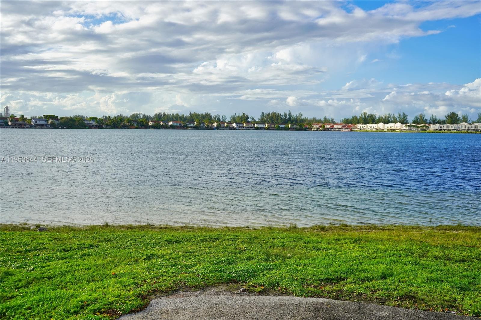 12415 NW 7th St, Miami FL 33182 — 42