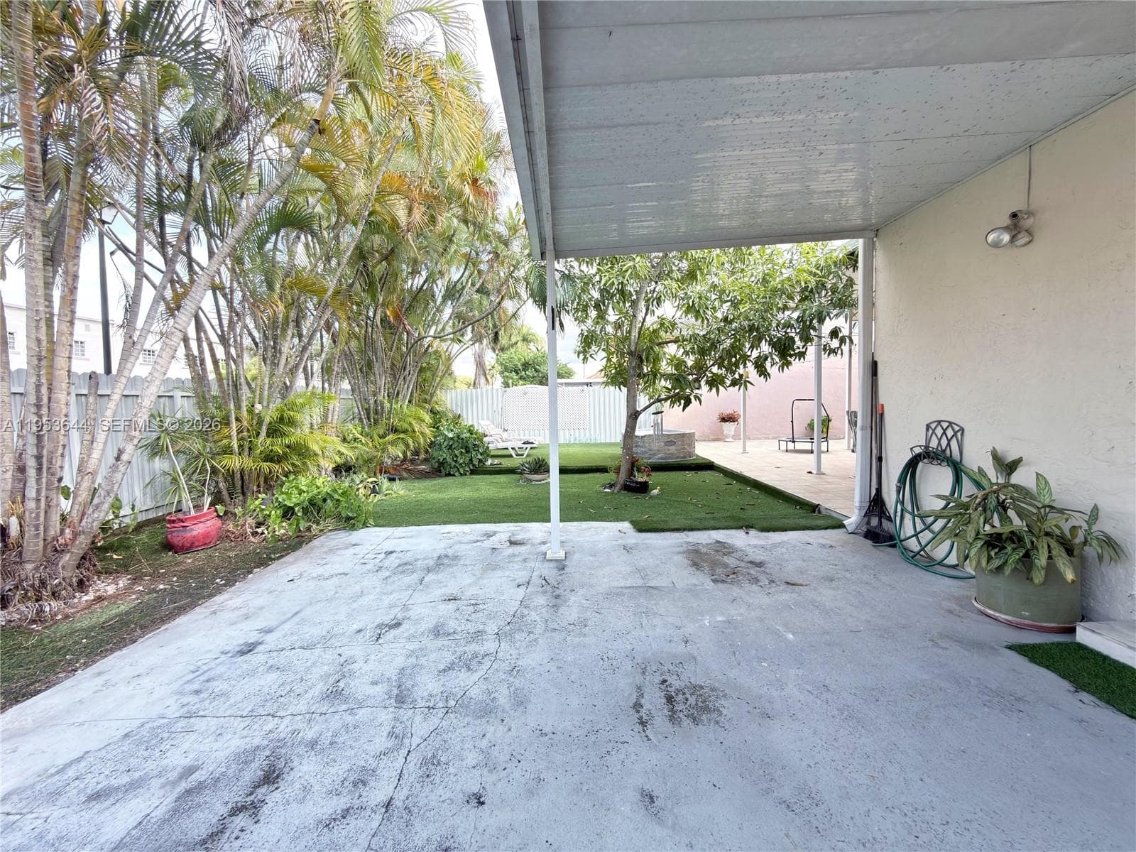 12415 NW 7th St, Miami FL 33182 — 14