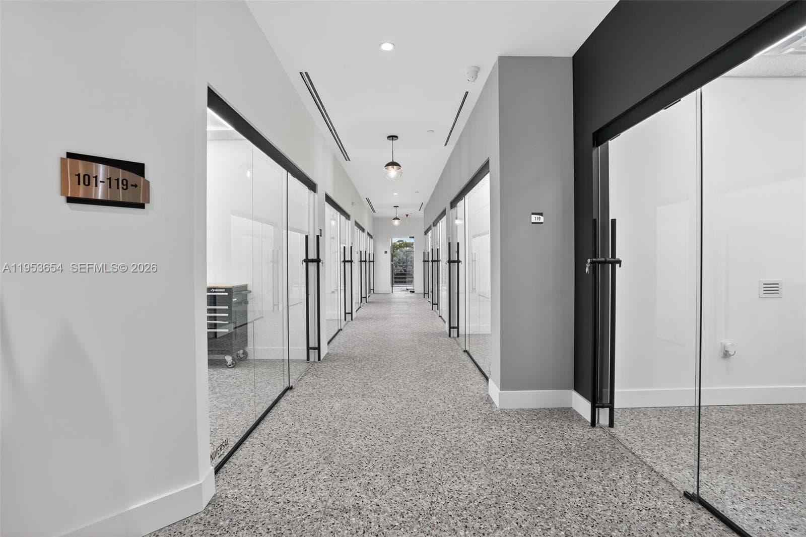 Beauty Salon Suites For Rent NOW Right In Front of FIU Publix Shopping, FL 33174 — 6