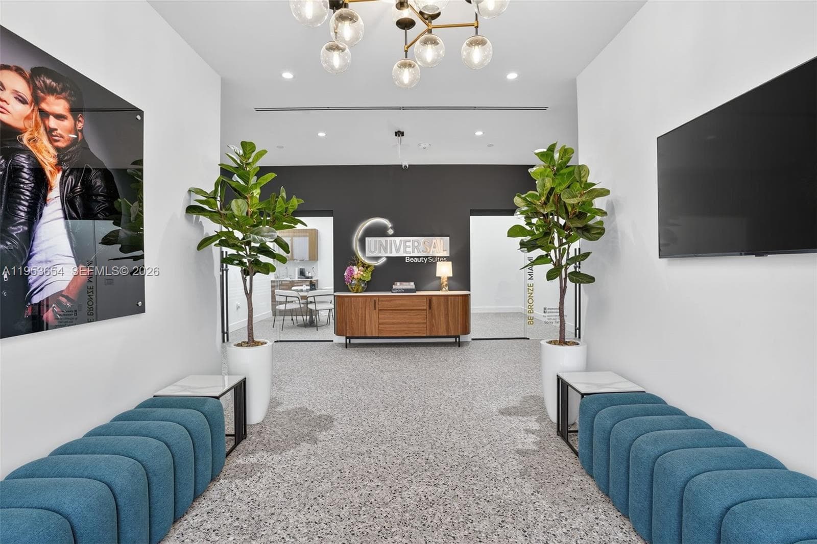 Beauty Salon Suites For Rent NOW Right In Front of FIU Publix Shopping, FL 33174 — 3