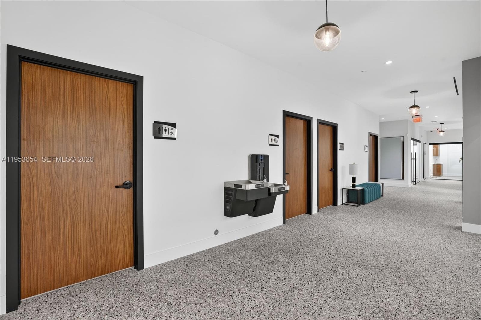 Beauty Salon Suites For Rent NOW Right In Front of FIU Publix Shopping, FL 33174 — 14