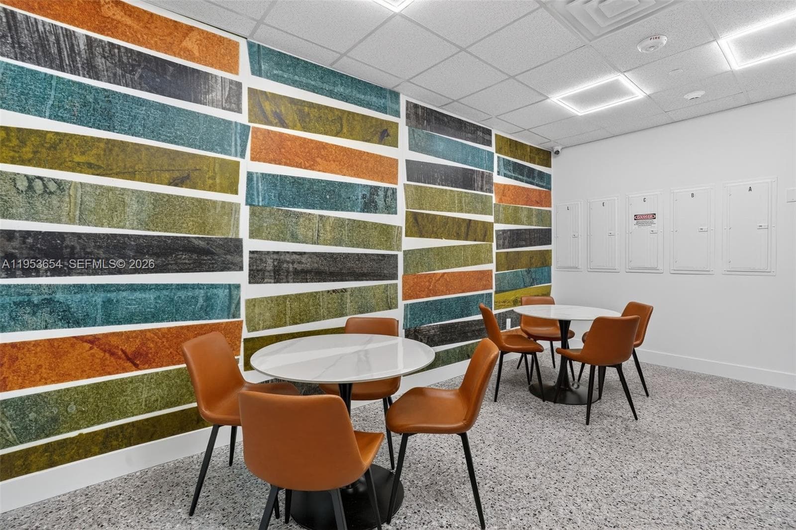 Beauty Salon Suites For Rent NOW Right In Front of FIU Publix Shopping, FL 33174 — 11