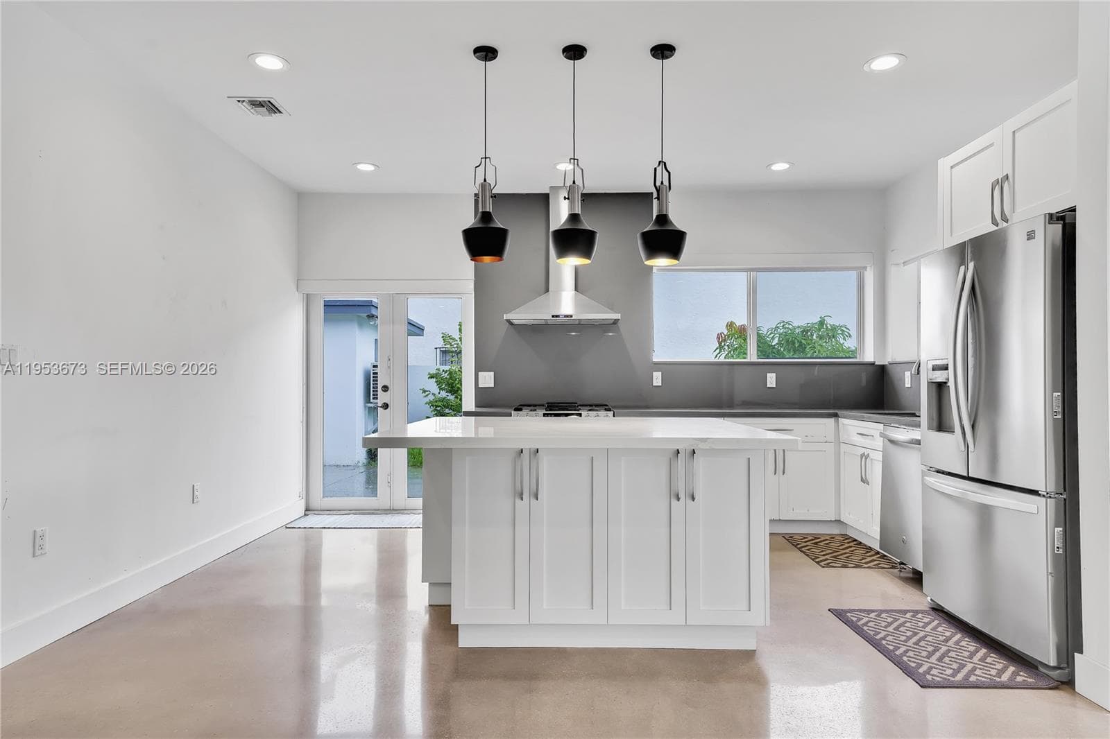 2247 NW 2nd St, Miami FL 33125 — 7