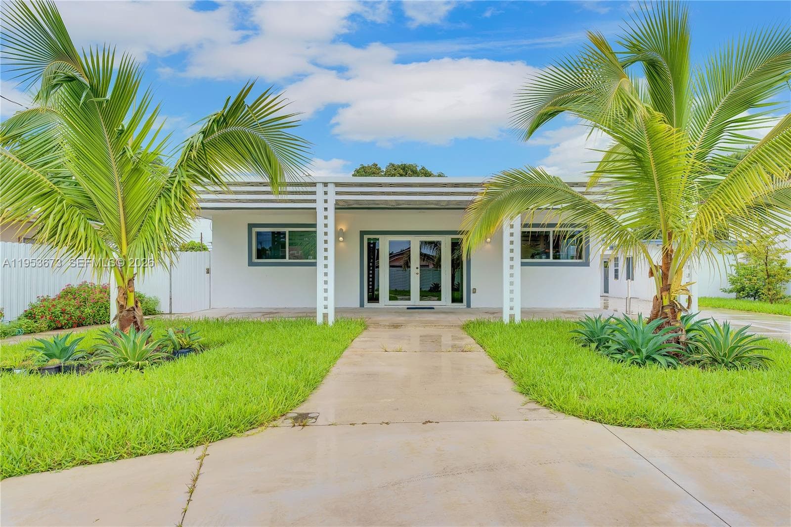 2247 NW 2nd St, Miami FL 33125 — 1