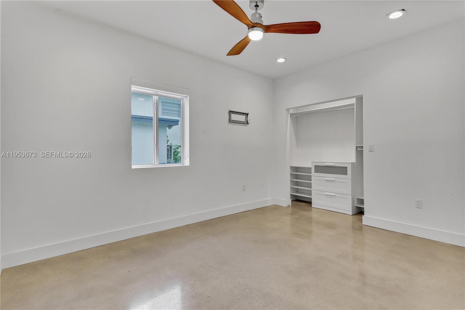 2247 NW 2nd St, Miami FL 33125 — 15